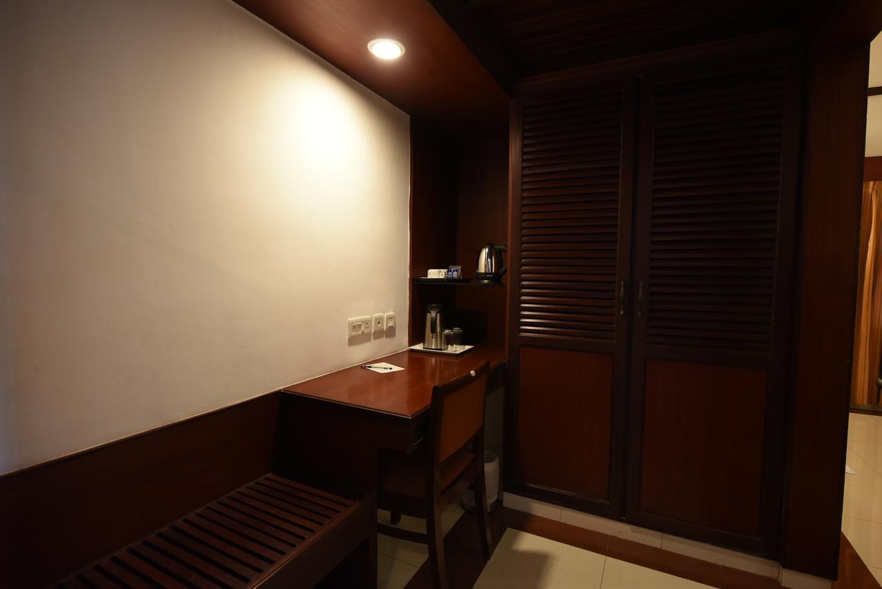 Hotel Rathna Residency Coimbatore Exterior photo